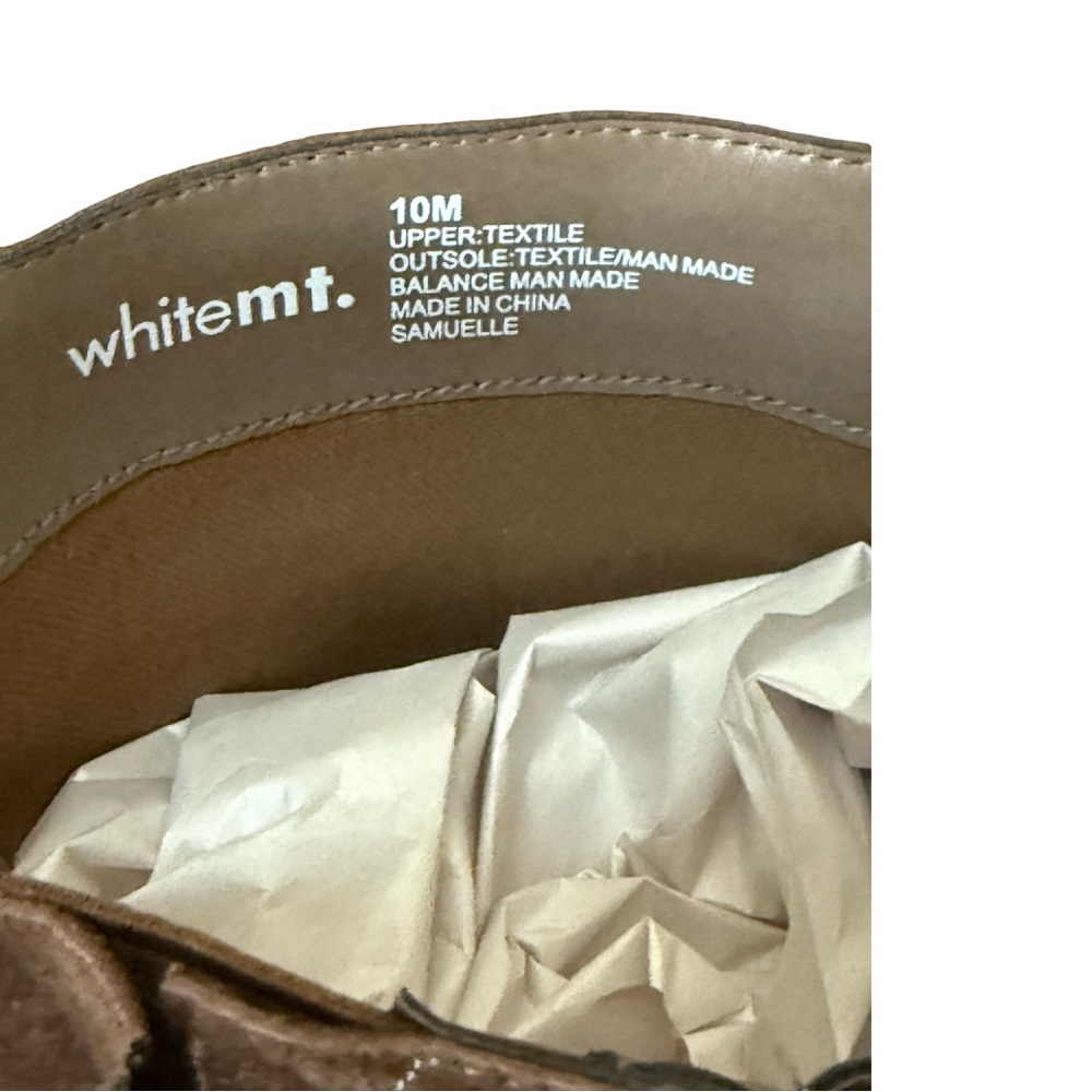 NWOT Women’s Faux Suede Boots! Size 10! NEW! - Picture 7 of 9